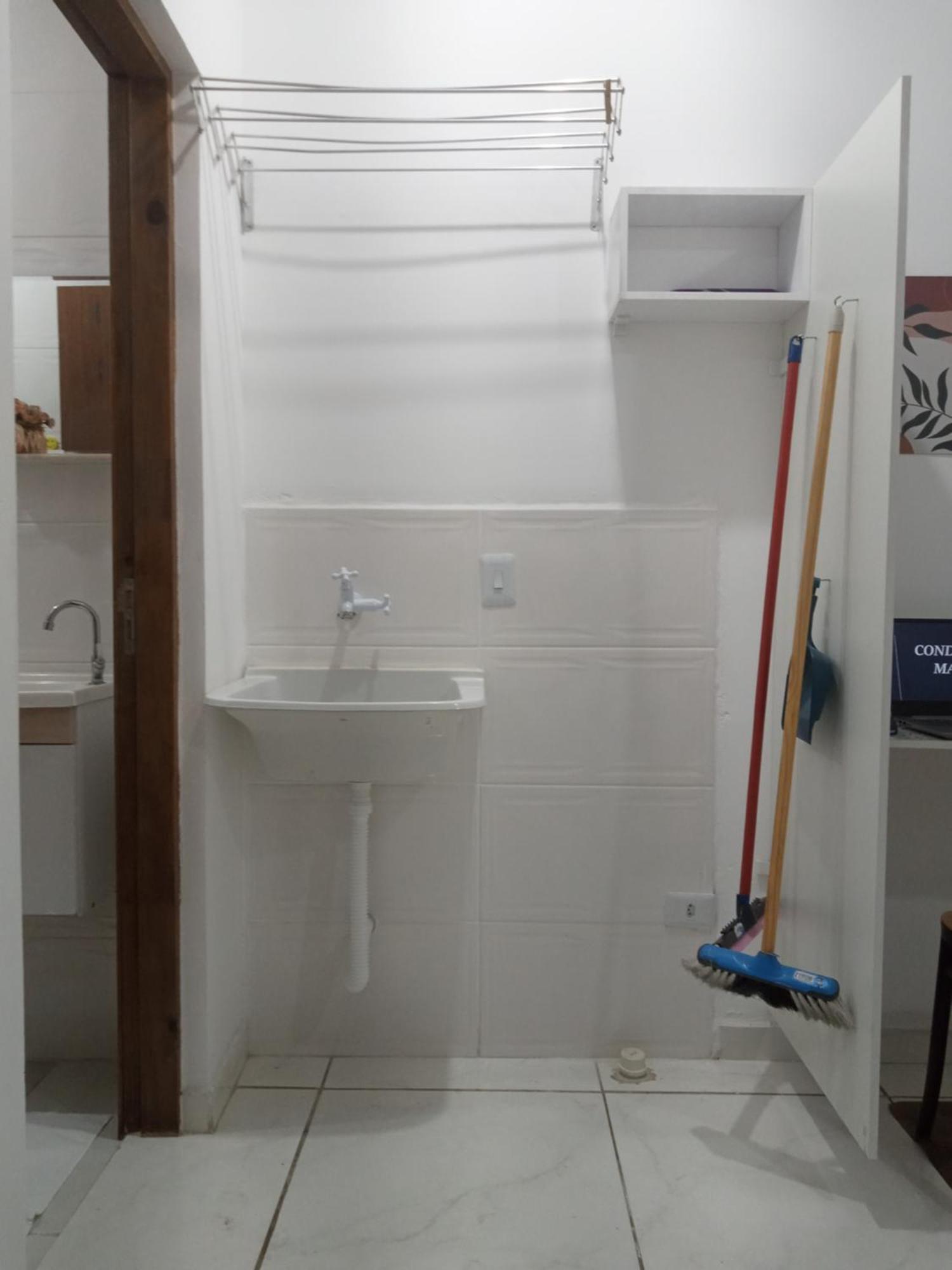 Loft10 Completo Ar Canais Assinat Garagem Internet Prox Aparecida E Industrias Pindamonhangaba Esterno foto